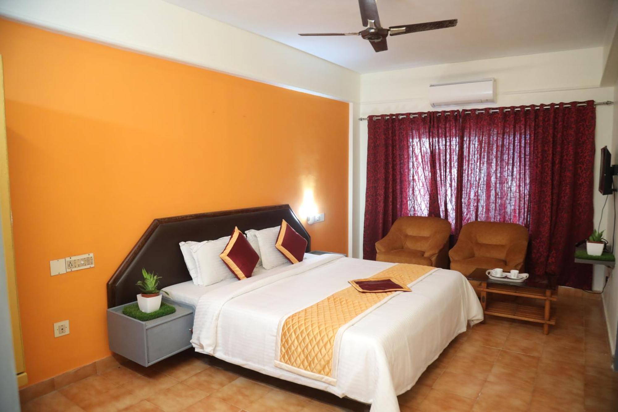Grand Harmony Beach Resort Kovalam Bagian luar foto