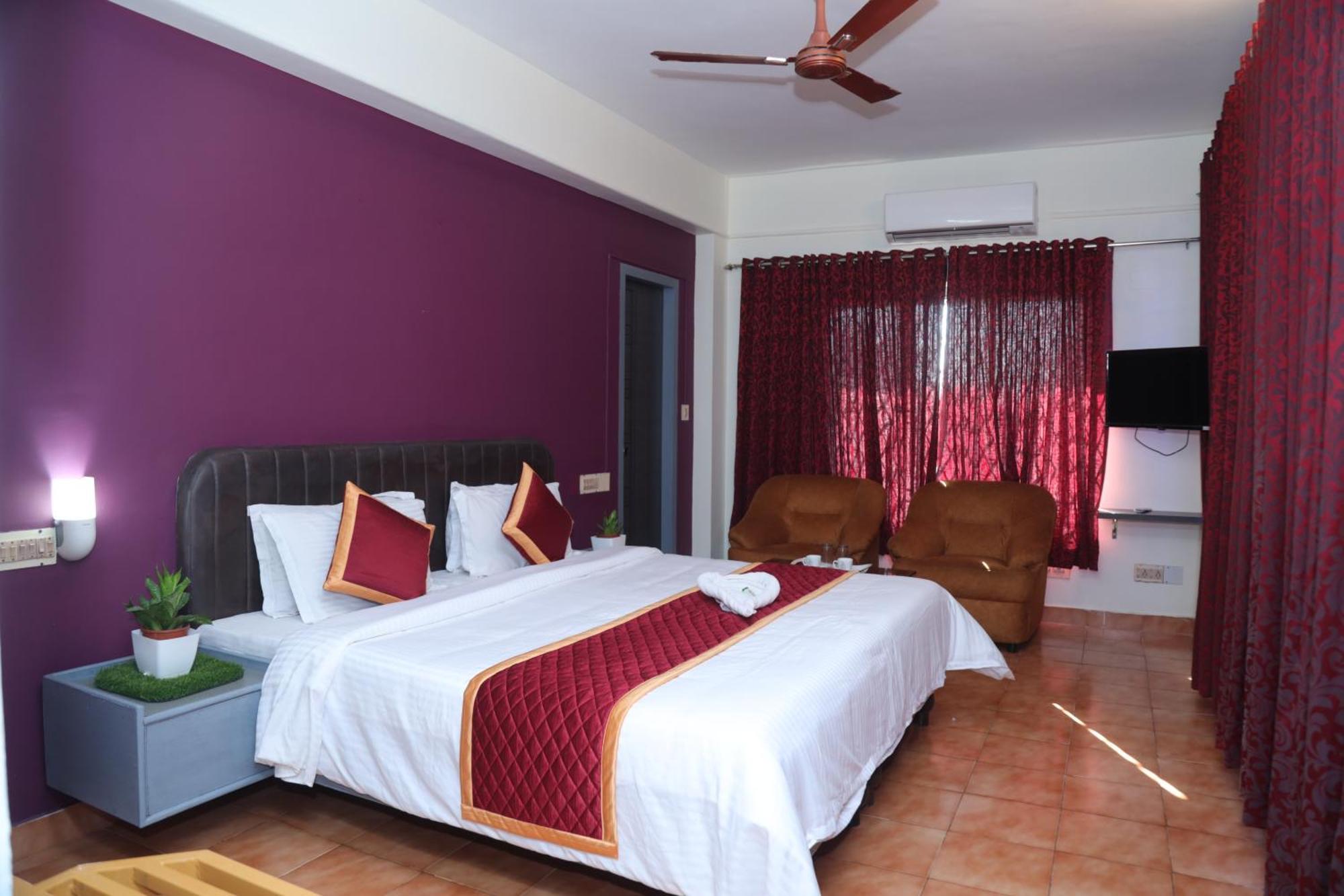 Grand Harmony Beach Resort Kovalam Bagian luar foto