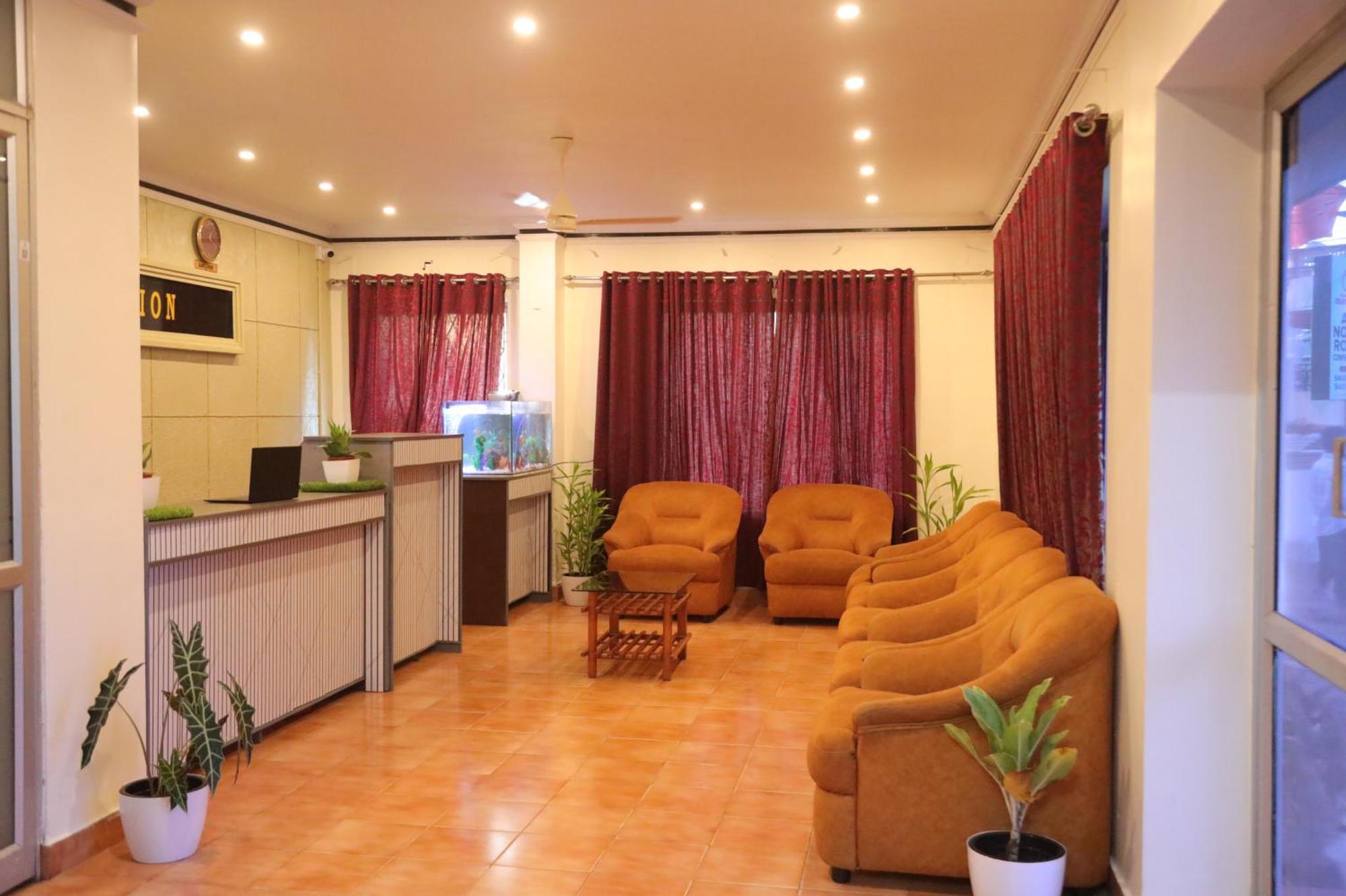 Grand Harmony Beach Resort Kovalam Bagian luar foto